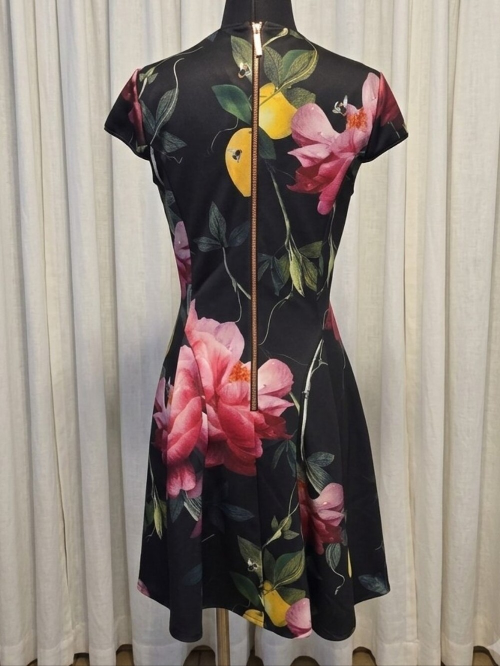 Ted Baker Allisia skater dress in a black "Citrus Bloom" floral and lemon Print. - Picture 2 of 4